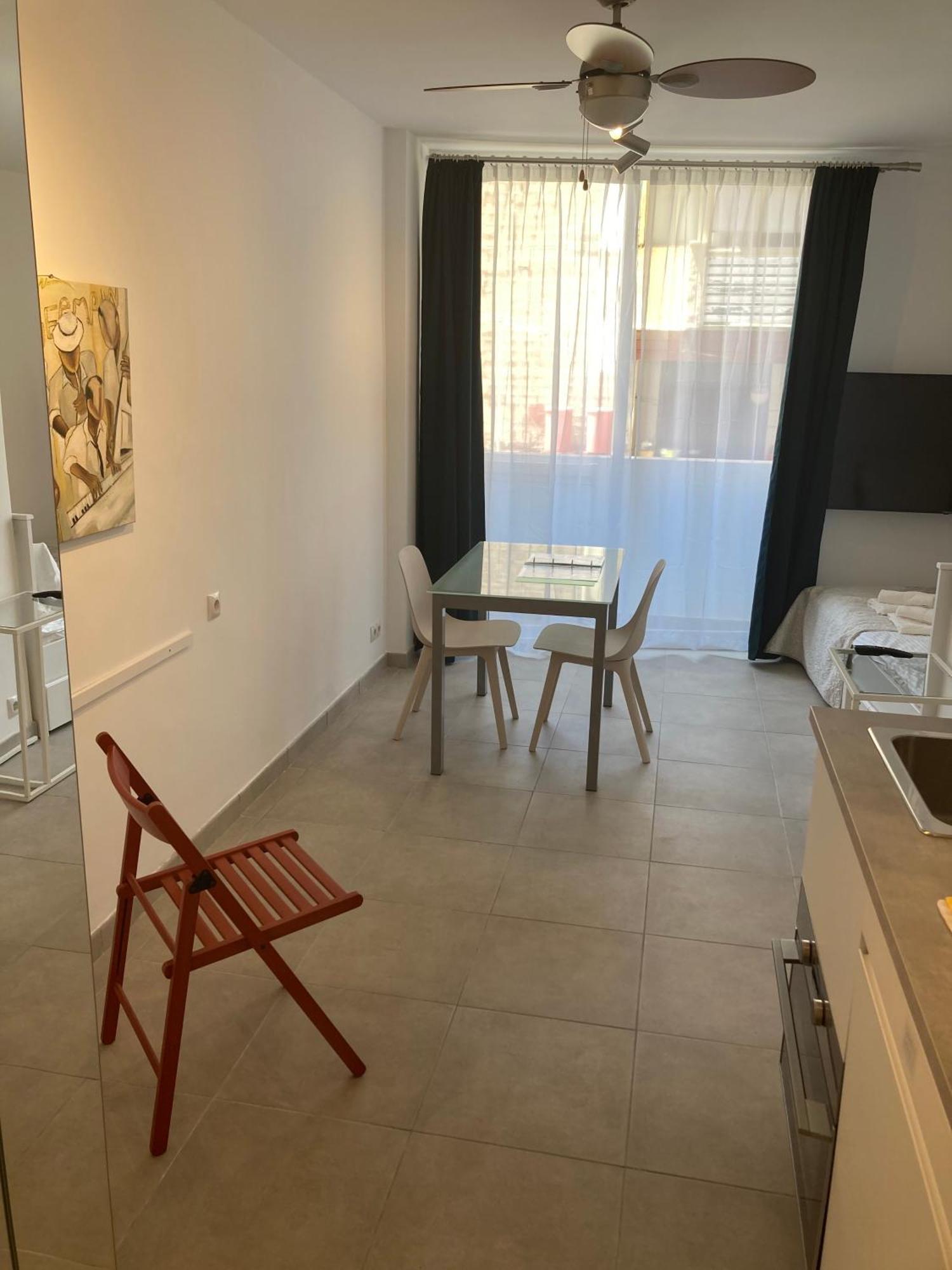 Studio With Small Balcony Las Palmas de Gran Canaria Exteriör bild